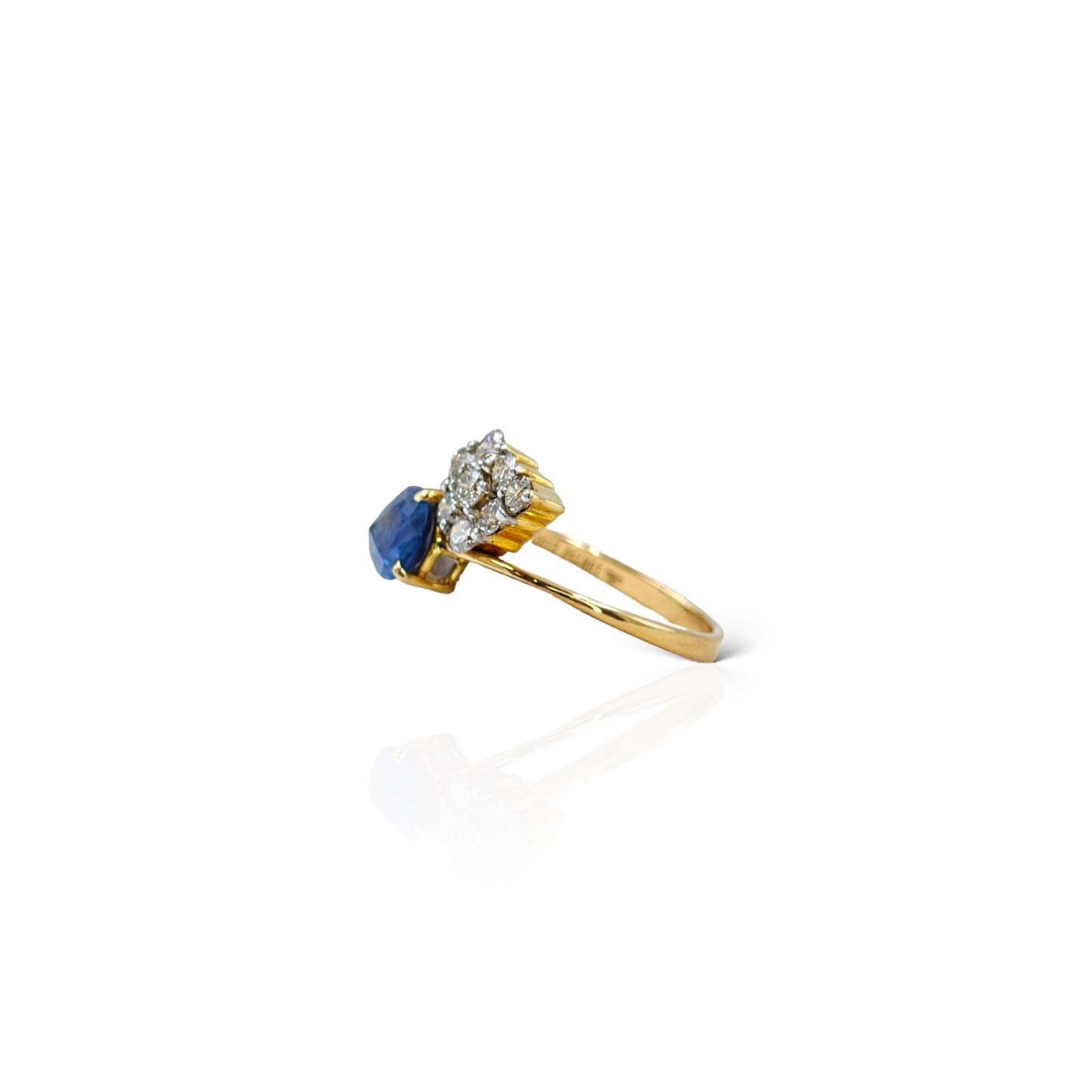 Pear Blue sapphire & Diamond Ring