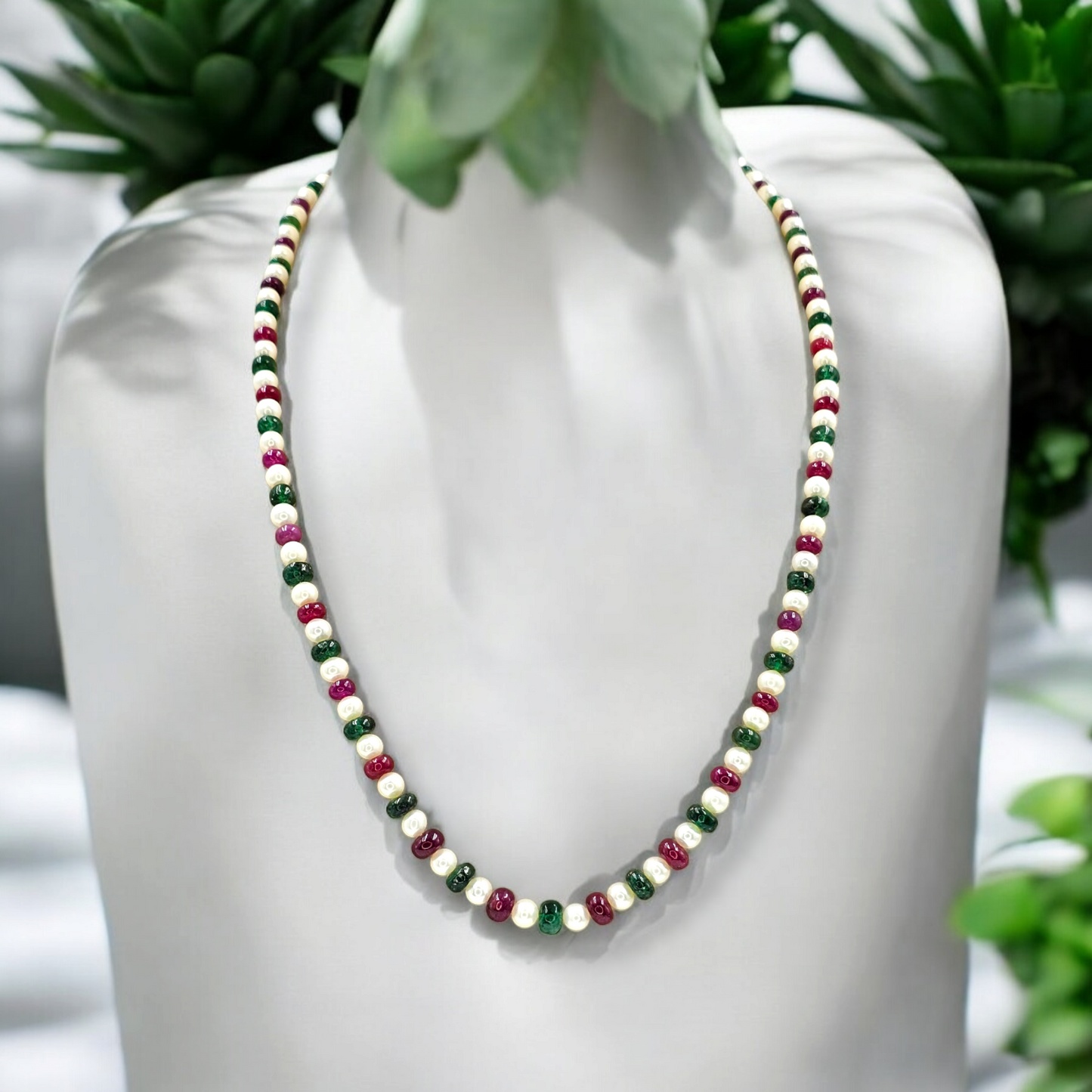 Pearl ruby & emerald String